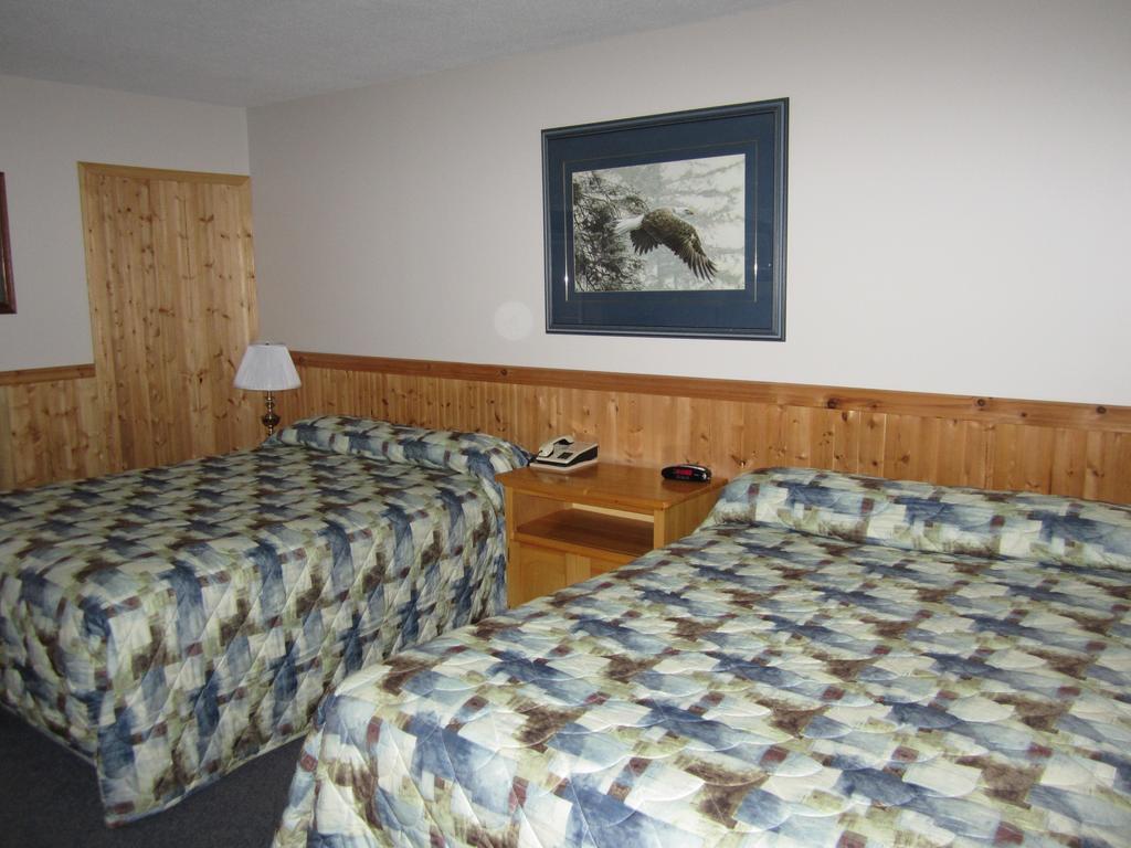 Lakeside Motel Williams Lake Exterior photo
