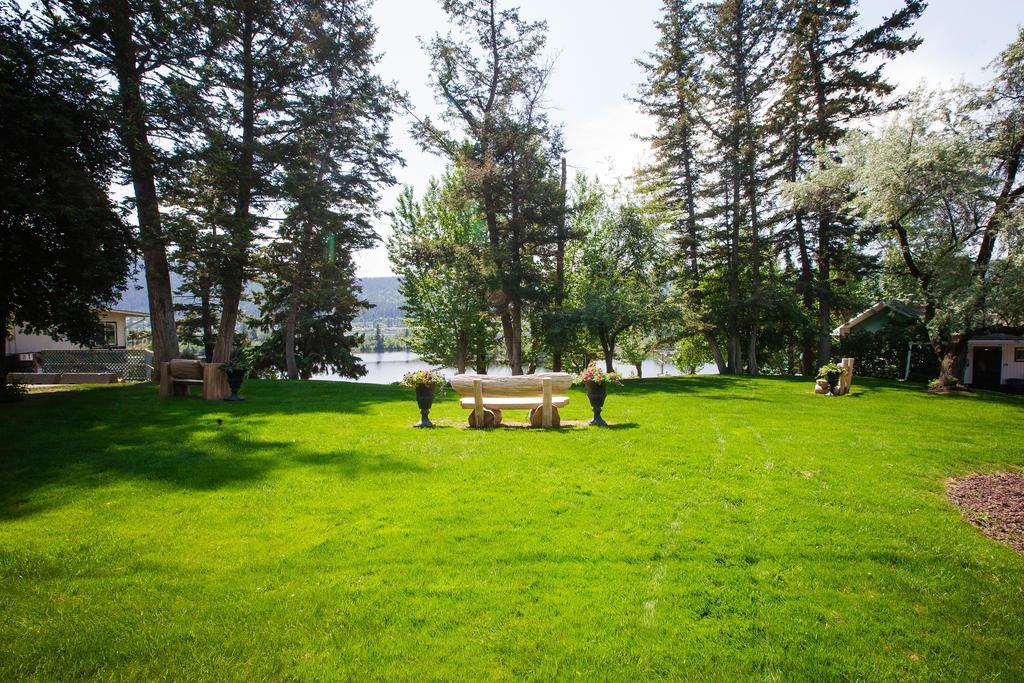 Lakeside Motel Williams Lake Exterior photo